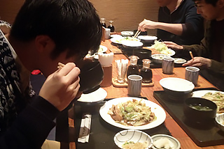 13:00～14:00 ランチ エンジニアとともに