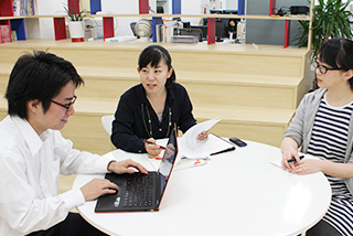 11:00 営業など制作以外のメンバーを交えた案件MTG